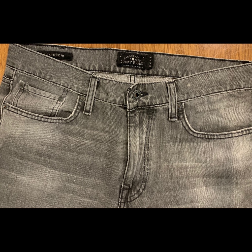 Men’s Lucky brand grey 410 athletic fit